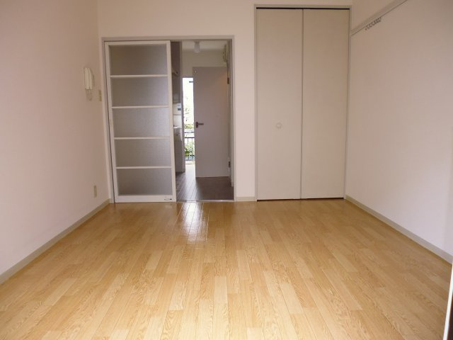 ハイツ子午線の居間・リビング