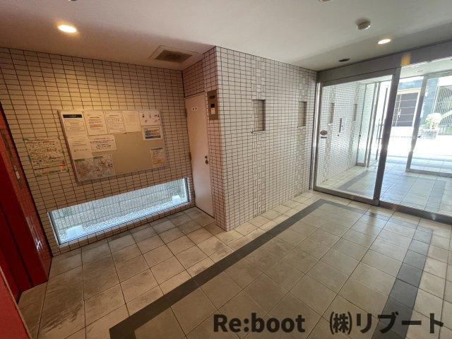 S-FORT本八幡Mairieのロビー