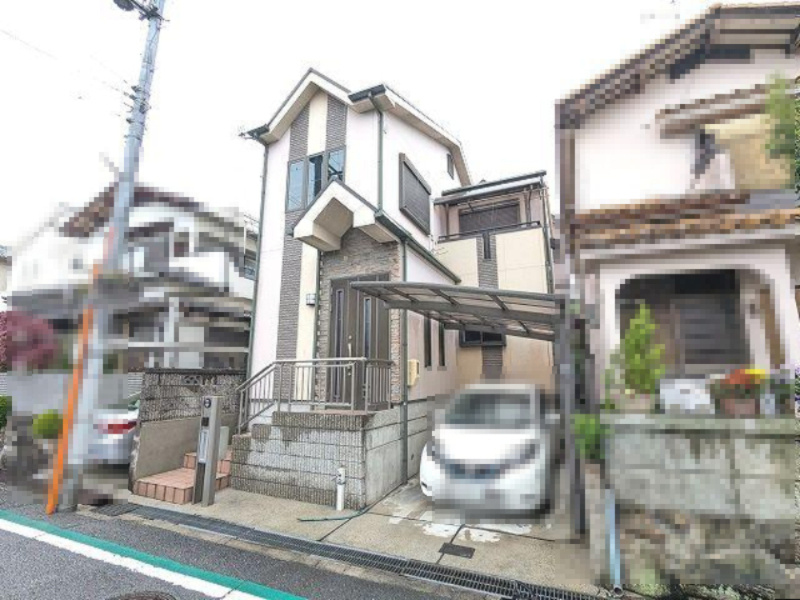 藤阪東町4丁目　中古一戸建ての駐車場|カーポート
■物件内覧・資金計画相談・住宅ローン相談、リフォーム相談、お問合せ受付中■
※当日・翌日のご内覧、ご相談はお電話でのお問合せがスムーズです！