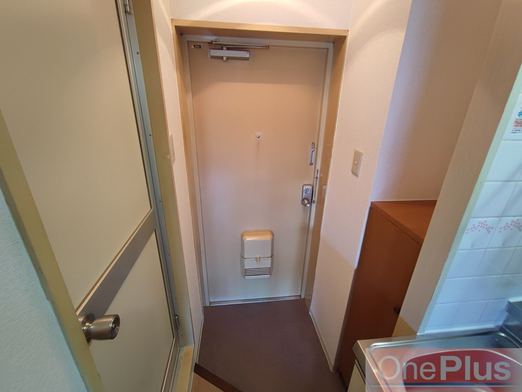 セルダンハイツ大石東の玄関