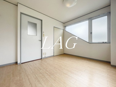 【居間・リビング】 | ラデヴィーナ日進 | 洋室のお部屋です。