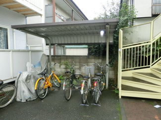 【その他共用部分】 | 屋根付き駐輪場。