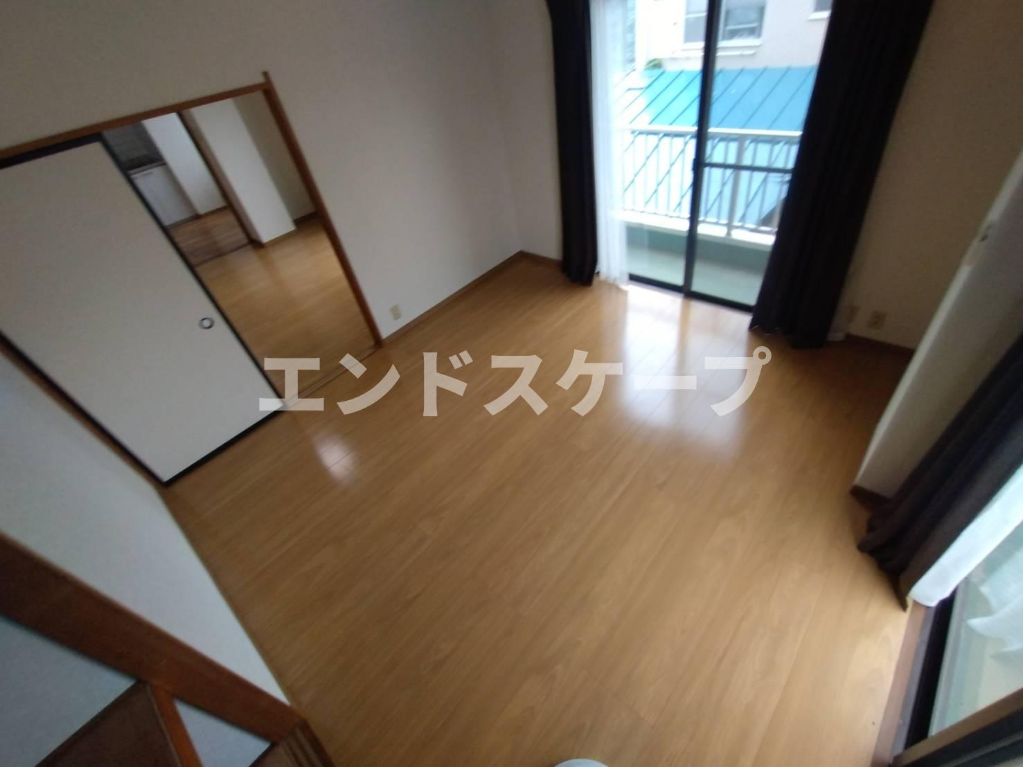 松村ビルの居間・リビング|高崎、前橋のお部屋探しはエンドスケープまで！お客様の理想お聞かせ下さい♪