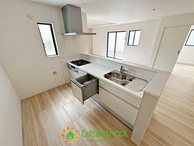 蓮田市桜台４期　新築一戸建て　リガーレのキッチン