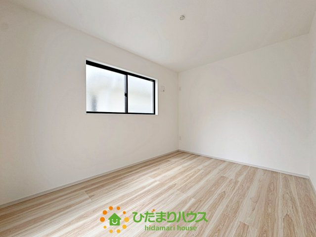 蓮田市桜台４期　新築一戸建て　リガーレの洋室