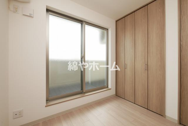 クローバー・シエル長居公園の洋室|ゆったりした洋室です