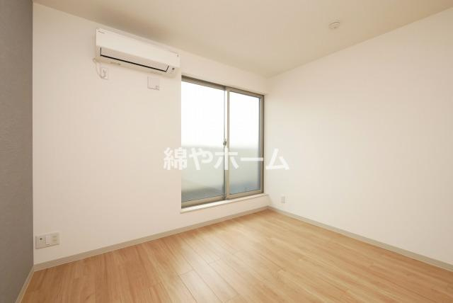 クローバー・シエル長居公園の居間・リビング|ゆったりとしたリビングです