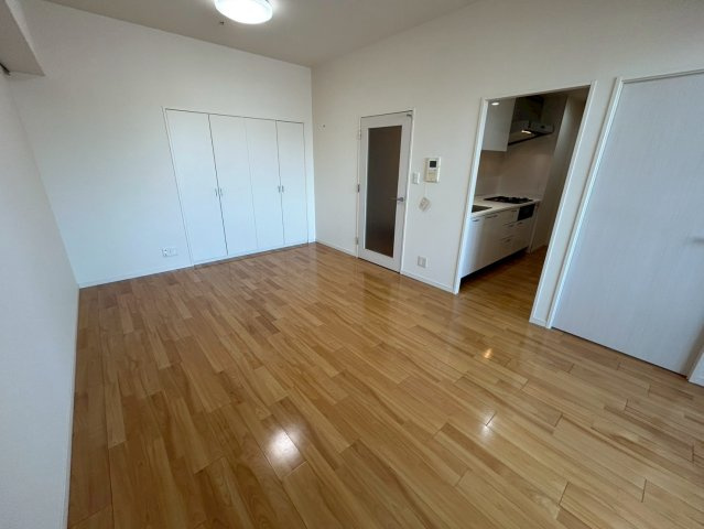 アーデンタワー福島ウエストの洋室