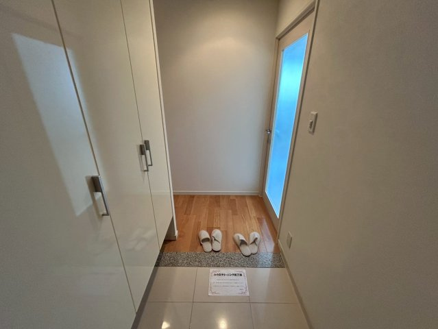 アーデンタワー福島ウエストの玄関