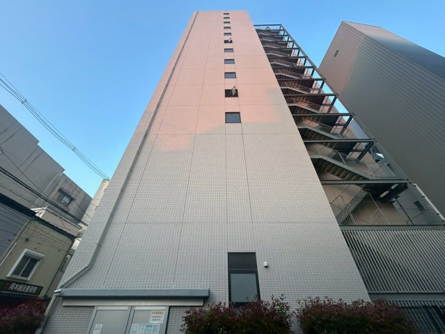 アーデンタワー福島ウエストの外観