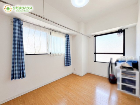 レクセル熊谷　の洋室|室内干しが可能な洋室です！子供部屋、テレワークルームに最適です！