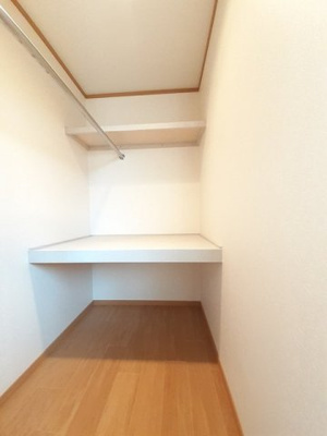 【収納】 | ウィッシュⅠ | 大きなスペースがあり、収納には困りません