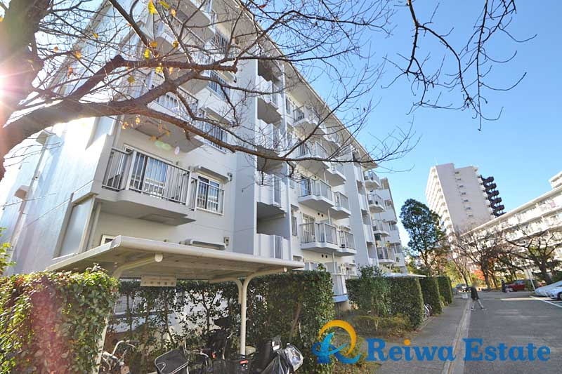 辻堂駅前ハイツ　4号棟の外観