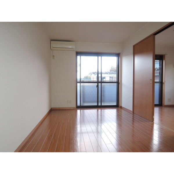 ミラコスタⅠの居間・リビング