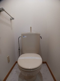 【トイレ】 | グリーンフィール | ゆったりとした空間のトイレです