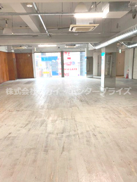 リアライズ西心斎橋ビルの内装