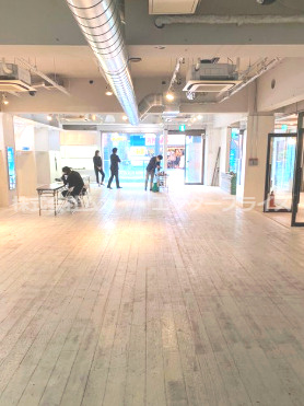 リアライズ西心斎橋ビルの内装