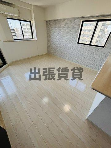 仲介手数料0円！！QREST葵(旧S-FORT葵)の居間・リビング