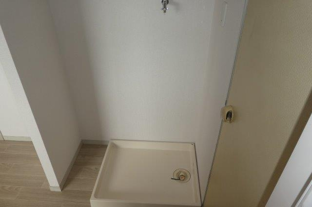 プレジール貝吹のその他|洗濯機置き場