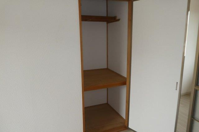 プレジール貝吹の収納