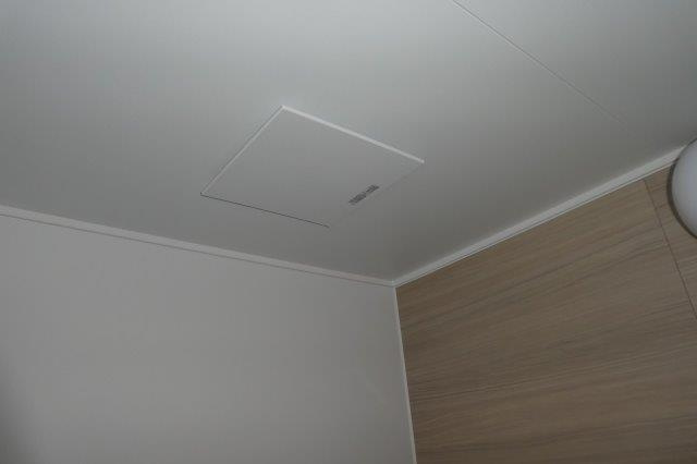 プレジール貝吹の浴室|浴室換気扇