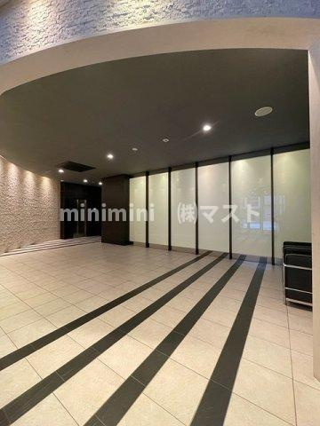 アーデン谷町のロビー