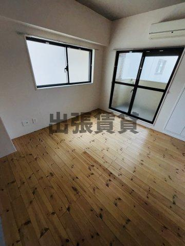 仲介手数料0円！！ダイアパレス新栄の居間・リビング