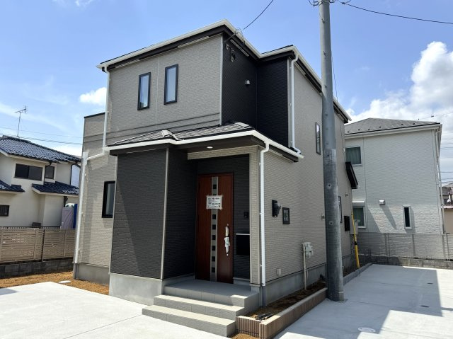 三郷市早稲田７丁目新築戸建【前間小学校：7分】の外観|C号棟外観・完成済み内覧可能です！