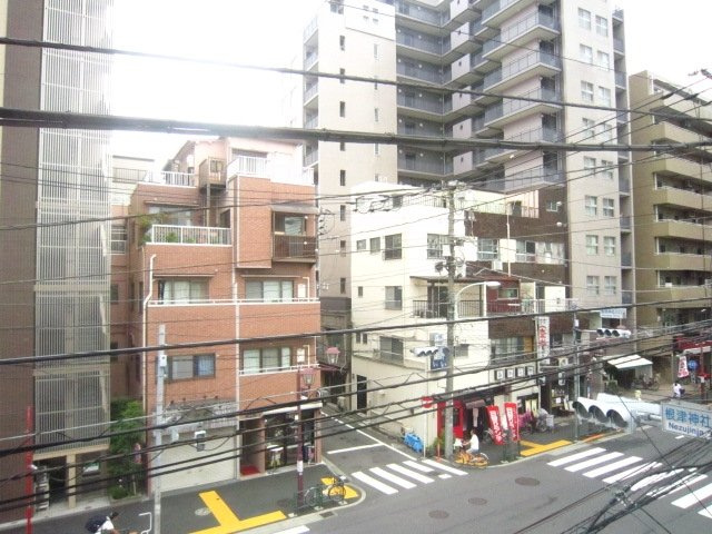 メゾンNEZUの展望