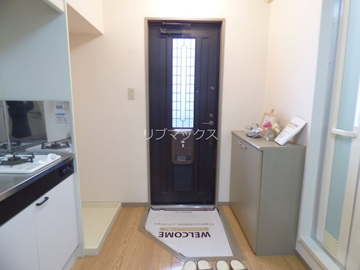 【玄関】グリーンコート 