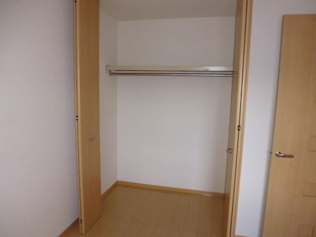 プランタンブルックＡの収納|クローゼット