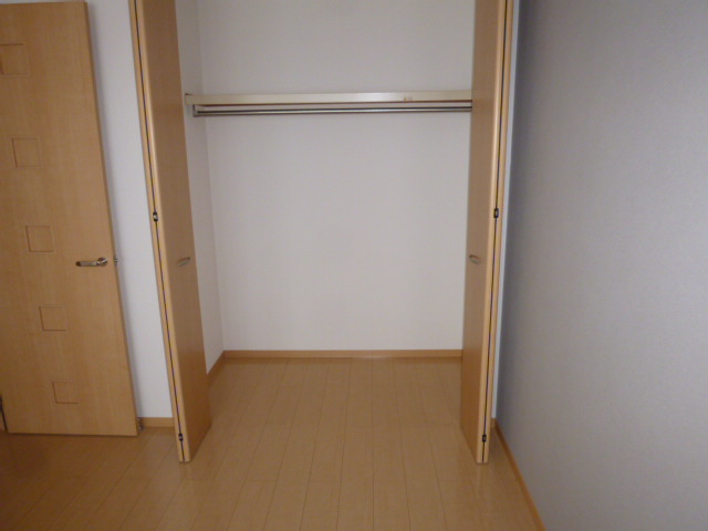 プランタンブルックＡの収納