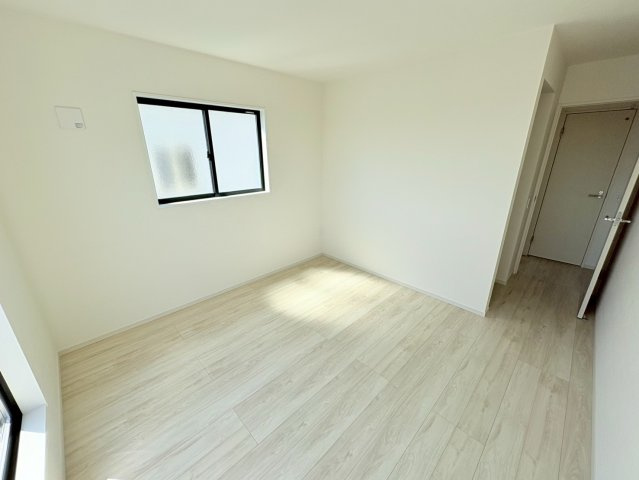 川越市南大塚　新築分譲　西武新宿線『南大塚駅』徒歩13分　【武蔵野小学区】の洋室