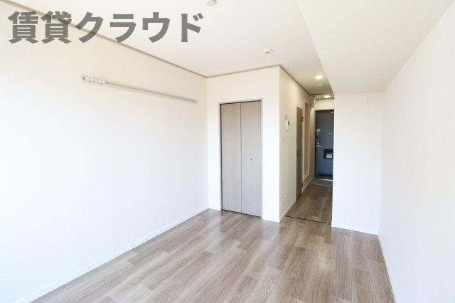 レグルスの寝室|ゆったりとスペースのある洗面所