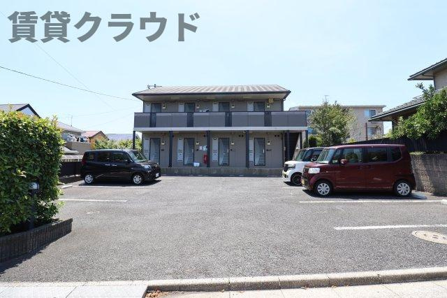 レグルスの駐車場|駐車場があるので、車を買う予定の方も安心です