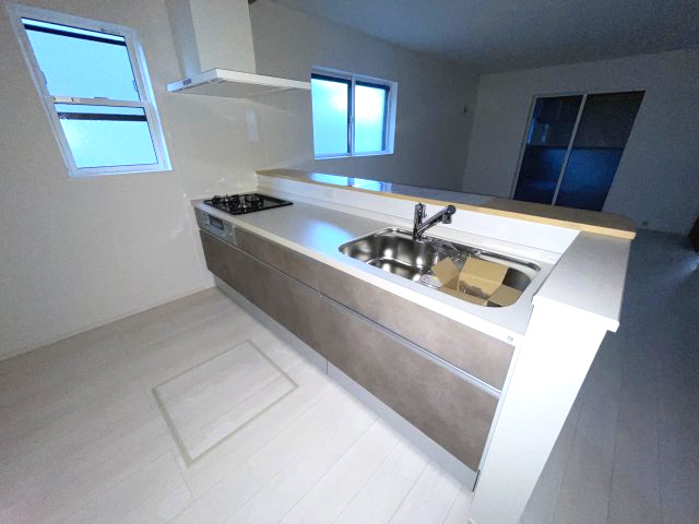 廿日市市住吉二丁目　№35516のキッチン|手元が隠せる、便利な
カウンターキッチンです。