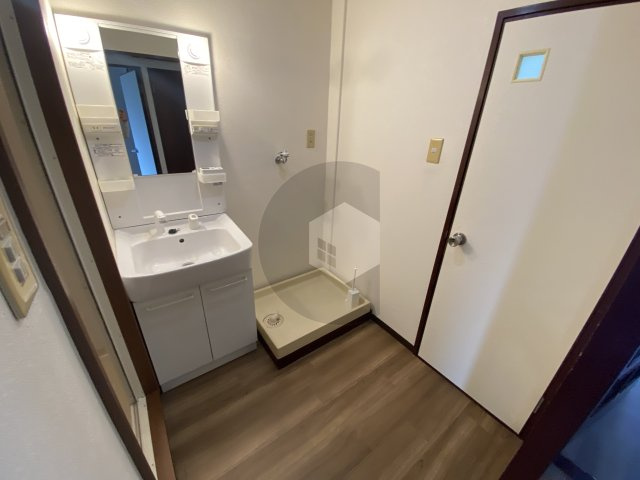 石賀ハイムの洗面所