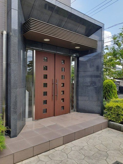 【エントランス】