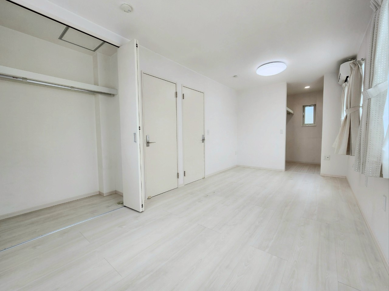 【洋室】の画像