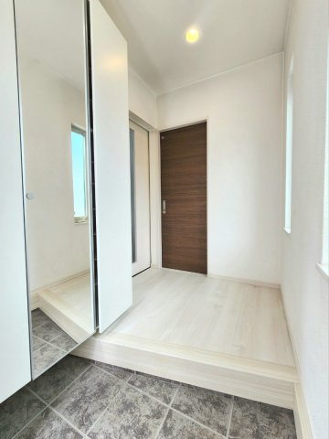 【玄関】の画像