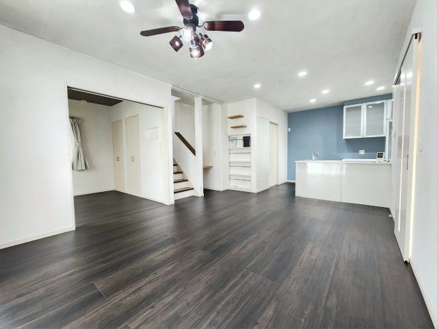 【居間・リビング】の画像