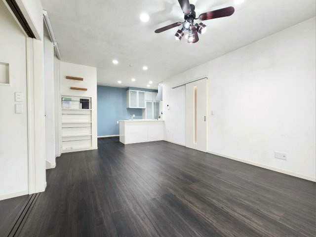 【居間・リビング】の画像