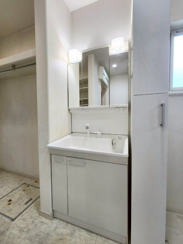 【独立洗面台】の画像