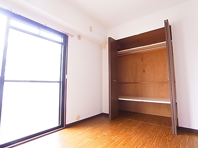 神戸市須磨区磯馴町１丁目の賃貸マンションの収納|クローゼット