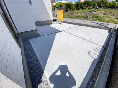 【駐車場】 | 八重瀬町港川（全2棟）1号棟 | 1号棟　並列駐車2台可♪