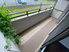 【バルコニー】