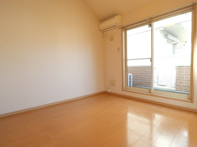 ミラフローレス橘の居間・リビング