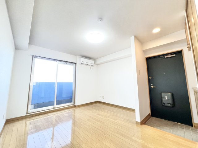 ブルースカイタワーの居間・リビング|※別部屋参考写真