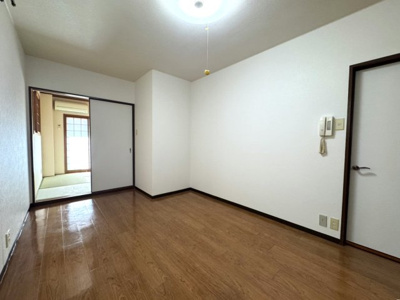 【洋室】 | エスカーラ北山