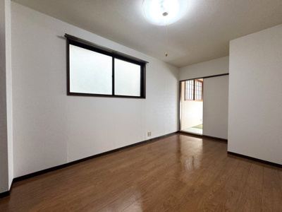 【洋室】 | エスカーラ北山